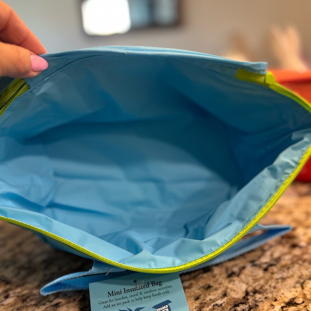 Trader Joe’s mini bag - Picture 2 of 6